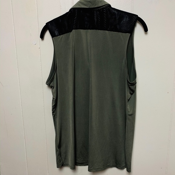 [SALE]  worthington sleeveless button down - Picture 2 of 2